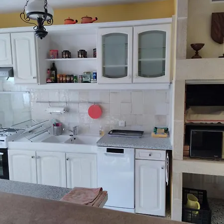 Du Four A Chaux Ferienhaus *